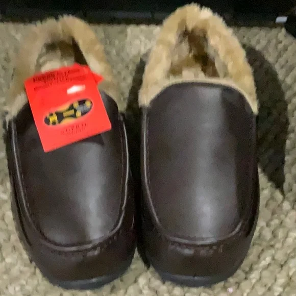 #205 Deer Stags NWT Men's Sz 11 Brown Fur-Lined Slippers - Picture 1 of 10